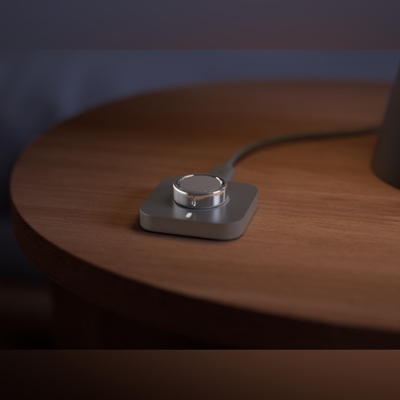 Oura Ring Gen 4 Gold/ Dore Sz. 13 - Picture 4 of 11